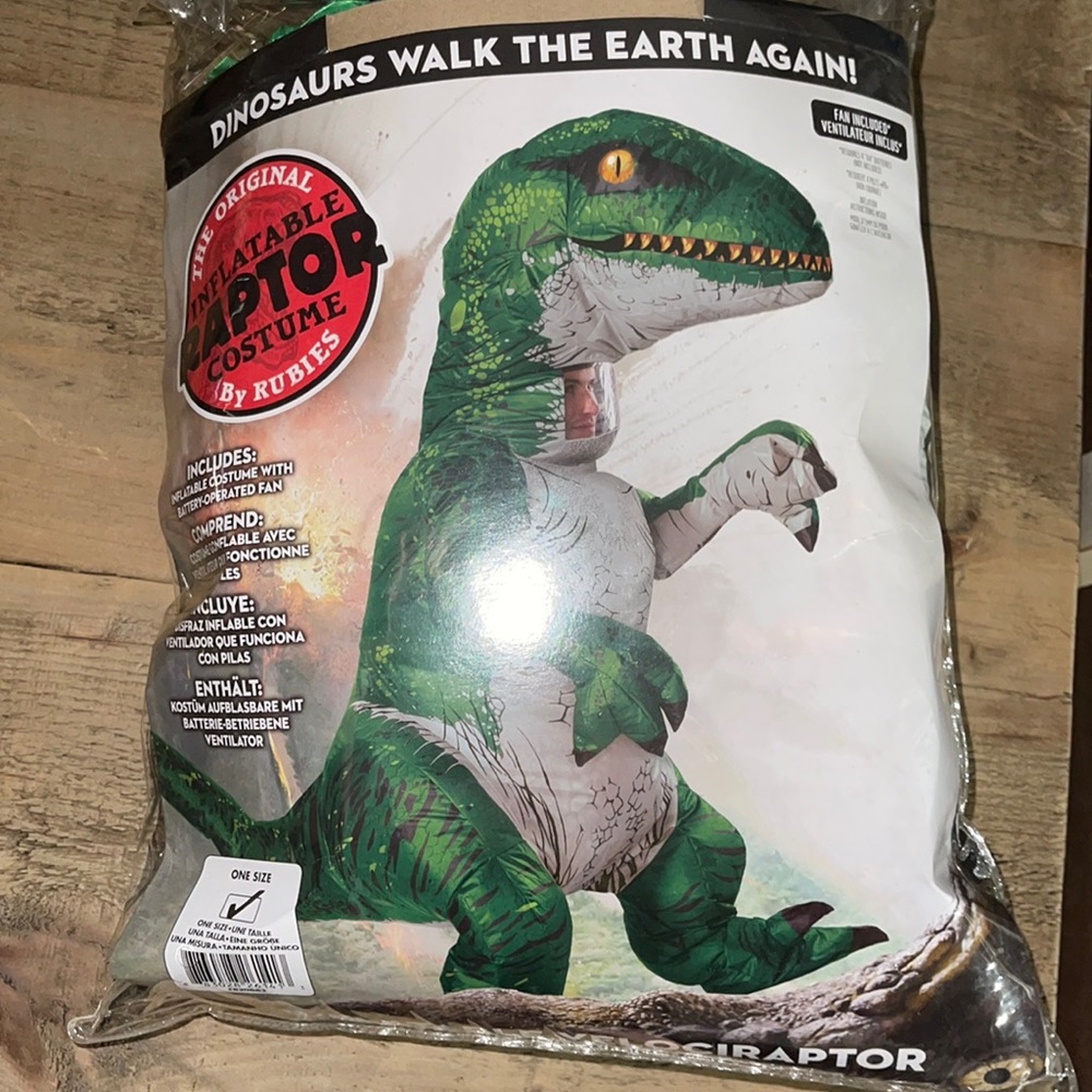 EUC Inflatable raptor costume